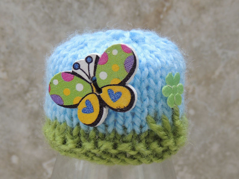 Butterfly button Innocent Smoothie hat pattern link