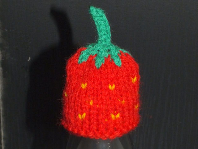 Strawberry Innocent Smoothie hat pattern link