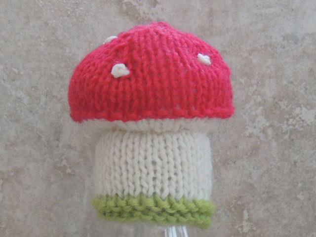 Toadstool Innocent Smoothie hat pattern link