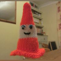 Connie-The-Cone-Innocent-Smoothie-Hat-Pattern