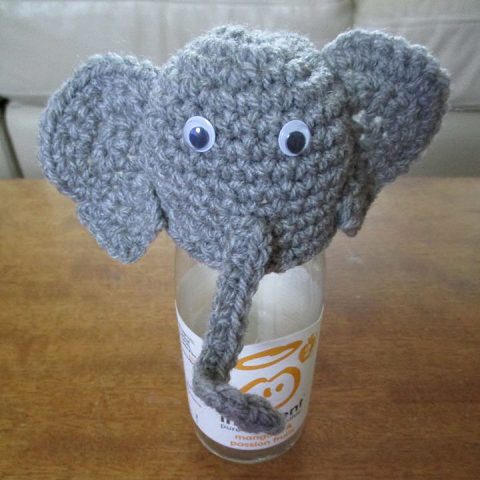 Crochet-elephant-innocent-smoothie-hat