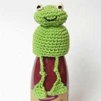 Crochet-frog-innocent-smoothie-hat