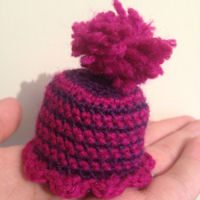 Crochet-stripey-innocent-smoothie-hat