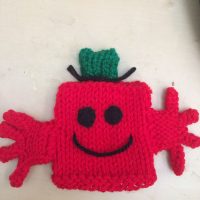 Mr-Strong-Innocent-Smoothie-Hat-Pattern