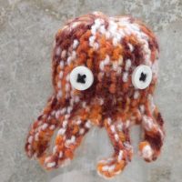 Ollie-Octopus-Innocent-Smoothie-Hat-Pattern